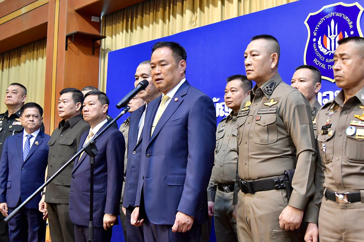 anutin-leads-major-drug-crackdown-SPACEBAR-Photo04.jpg