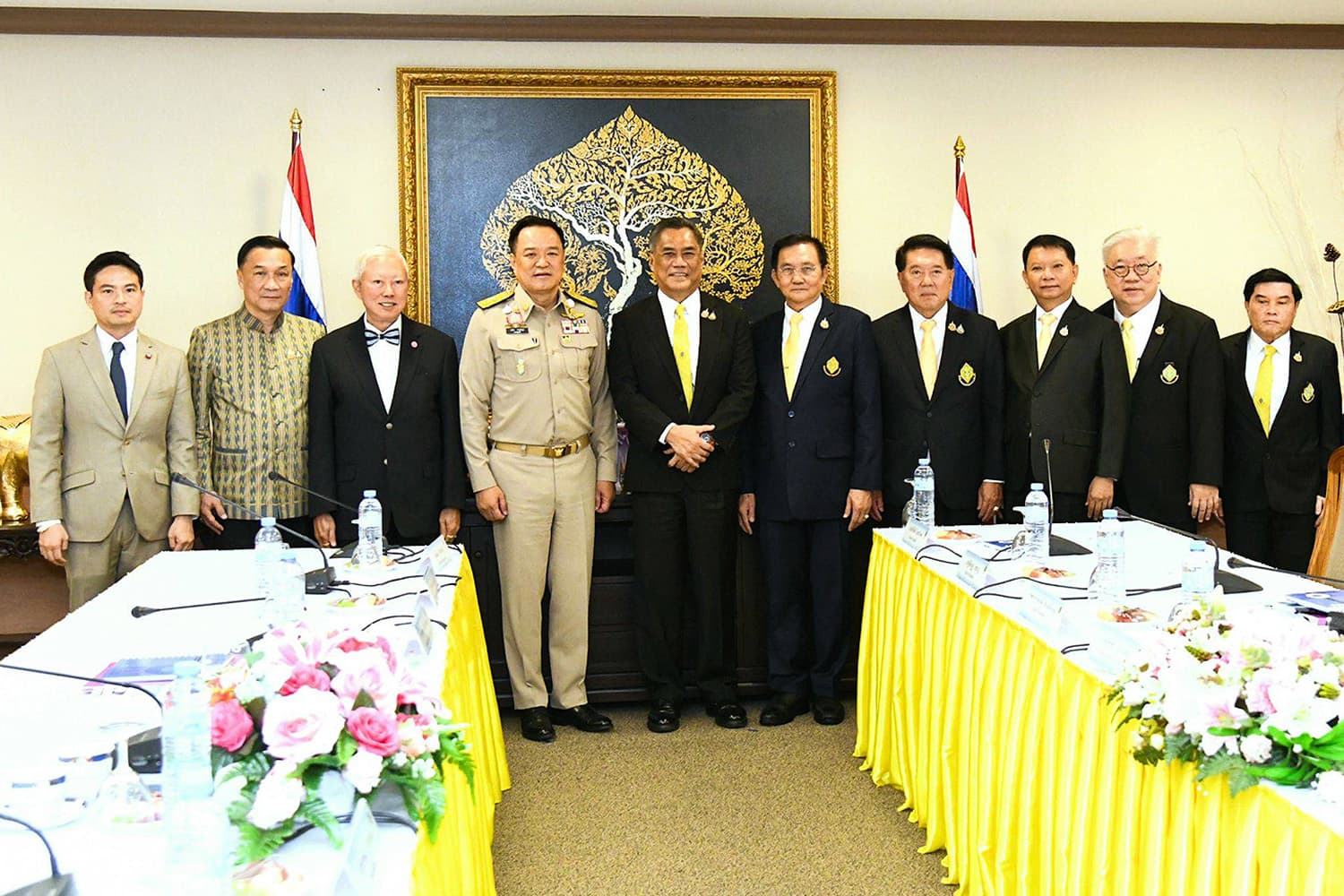 นายกฯ-กกต. แจงรวบ ‘เลือกตั้ง สส.-ประชามติแก้ รธน.-MOU’