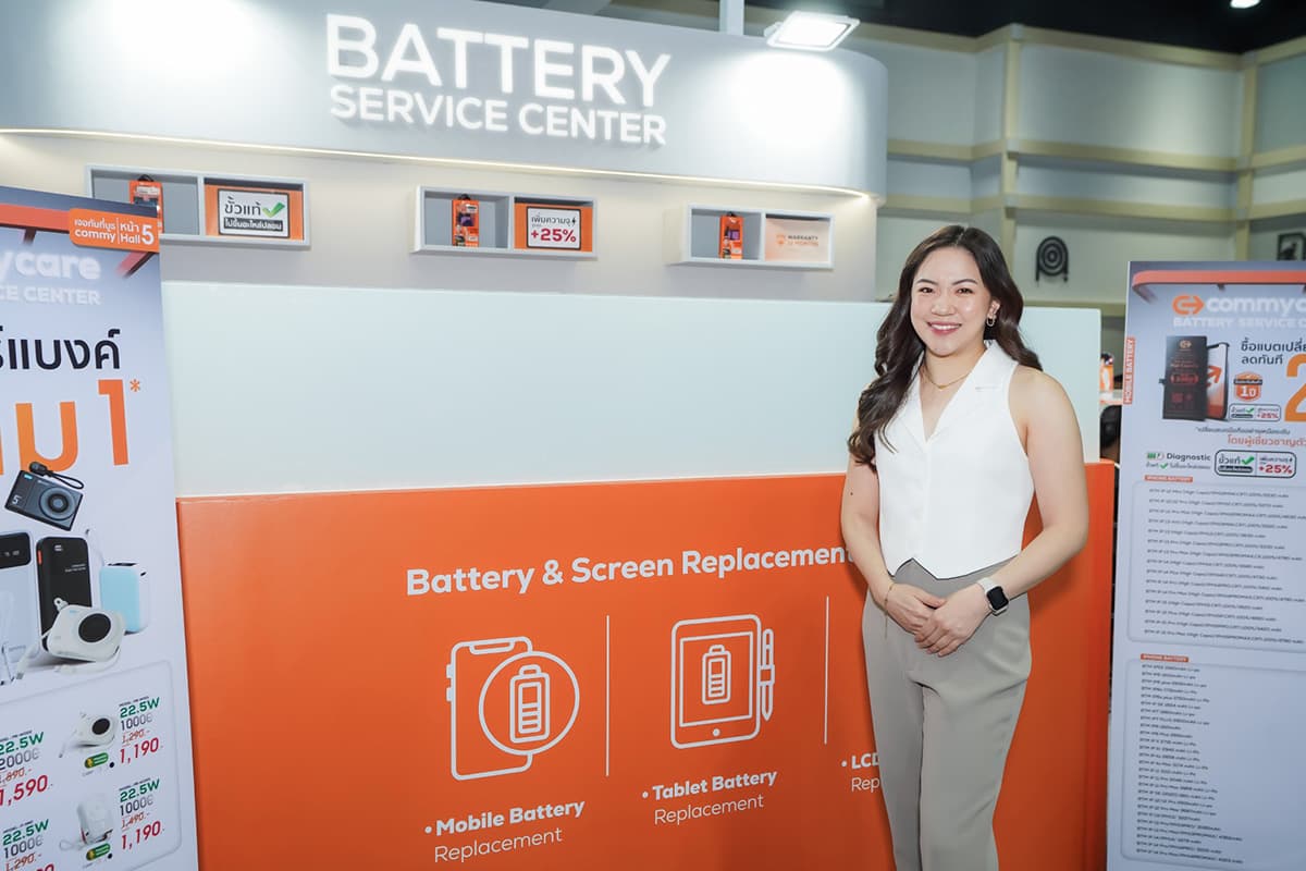 commy-opens-commycare-complete-service-mobile-repair-SPACEBAR-Photo02.jpg
