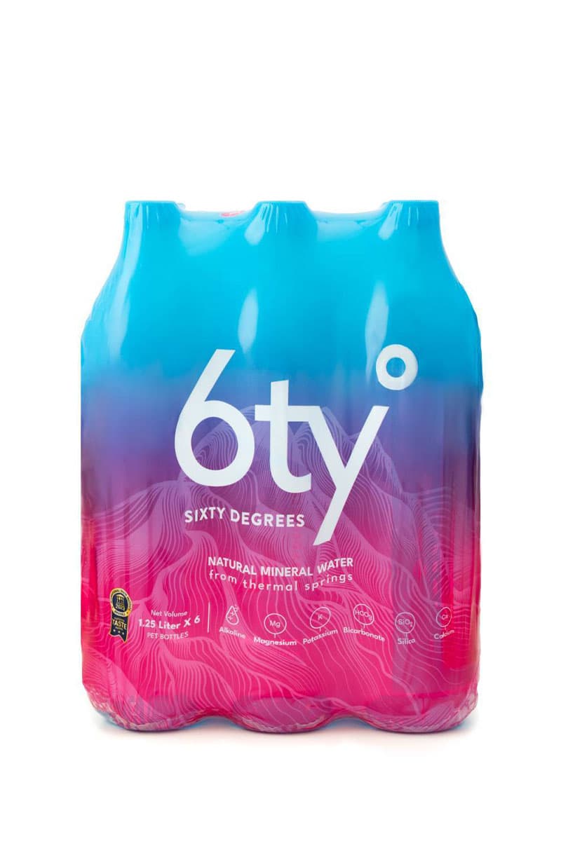 economic-business-thai-mineral-water-international-market-SPACEBAR-Photo V02.jpg