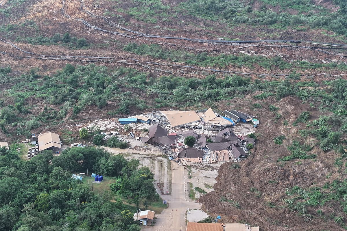 egat-landslide-mae-moh-mine-damage-1-square-kilometer-SPACEBAR-Photo02.jpg