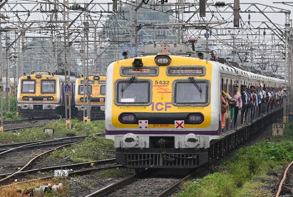 india_to_roll_out_hydrogen_powered_train_by_end_of_2023_SPACEBAR_Thumbnail_f663741b37.jpeg
