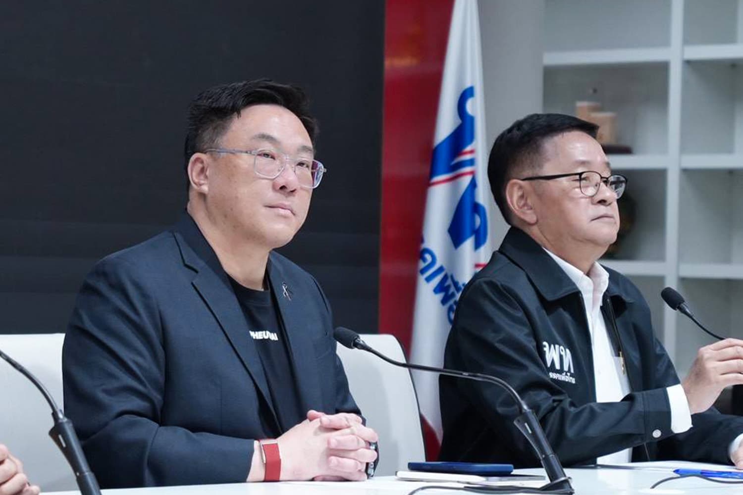 ประชาชนต้องไม่สิ้นหวัง! ‘เพื่อไทย’ พร้อมเลือกตั้งเต็มที่ ย้ำ ‘ส้ม-น้ำเงิน’ ต้องรับผิดชอบความล้มเหลว