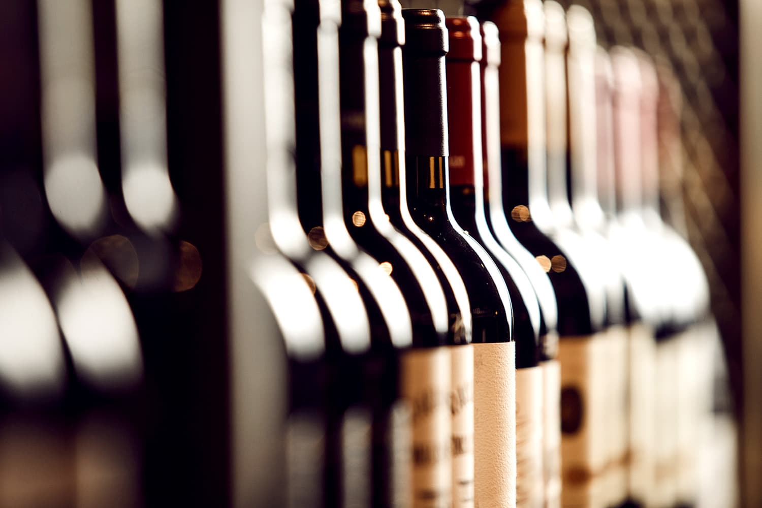 ผู้ประกอบการเชียงใหม่เฮ! หลังปลดล็อกทดลอง 180 วัน ขยับเวลาขายเครื่องดื่มแอลกอฮอล์ เชื่อมั่นกระตุ้นยอดขายปลายปี