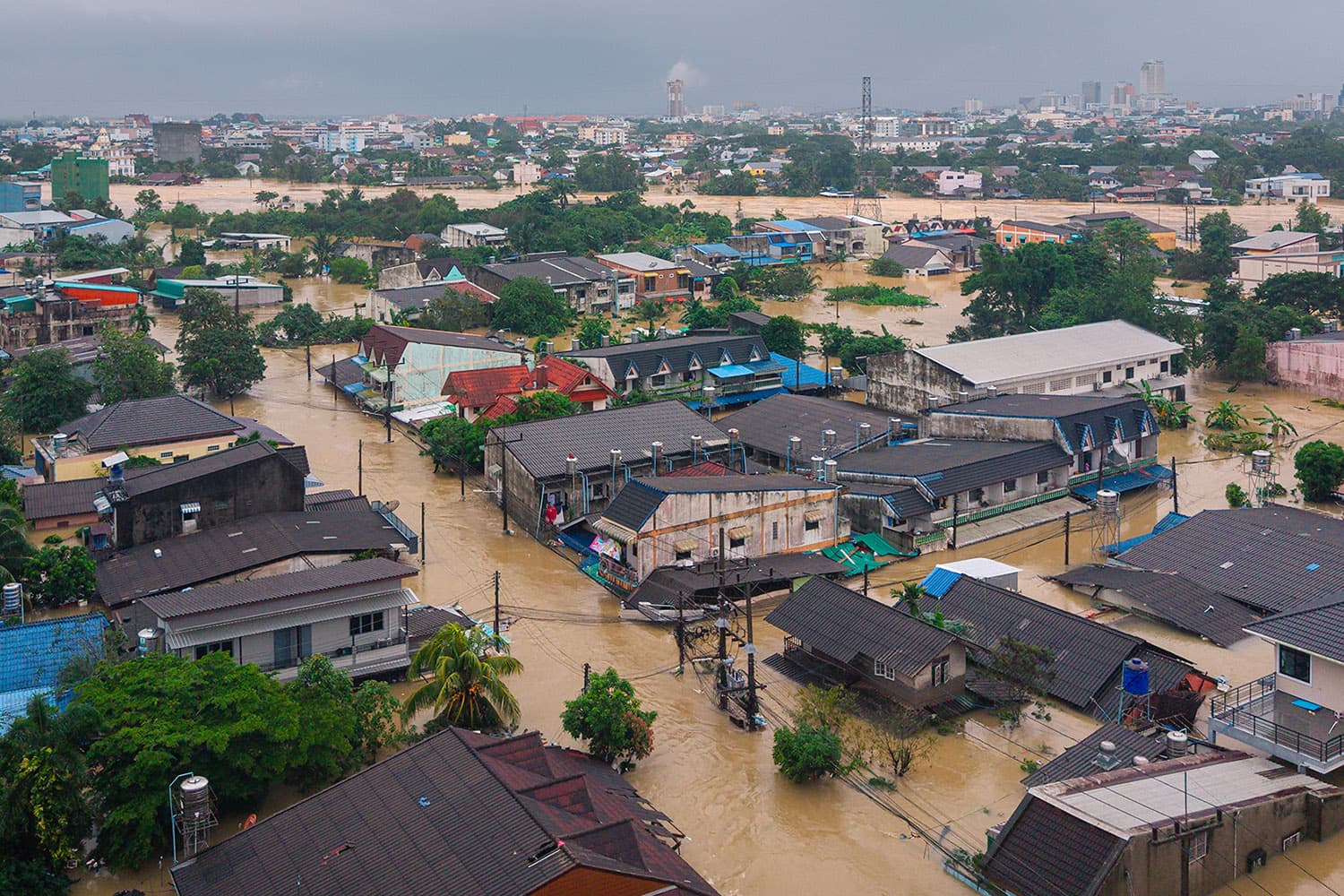 ผู้เชี่ยวชาญเผยความผิดปกติ 2 อย่างทำให้ปีนี้น้ำท่วมอาเซียนรุนแรง