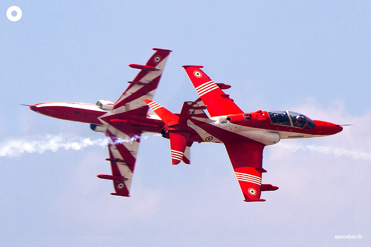 Airshow_Thai_Air_Force_2_SPACEBAR_Photo00_3a5cb59b72.jpg