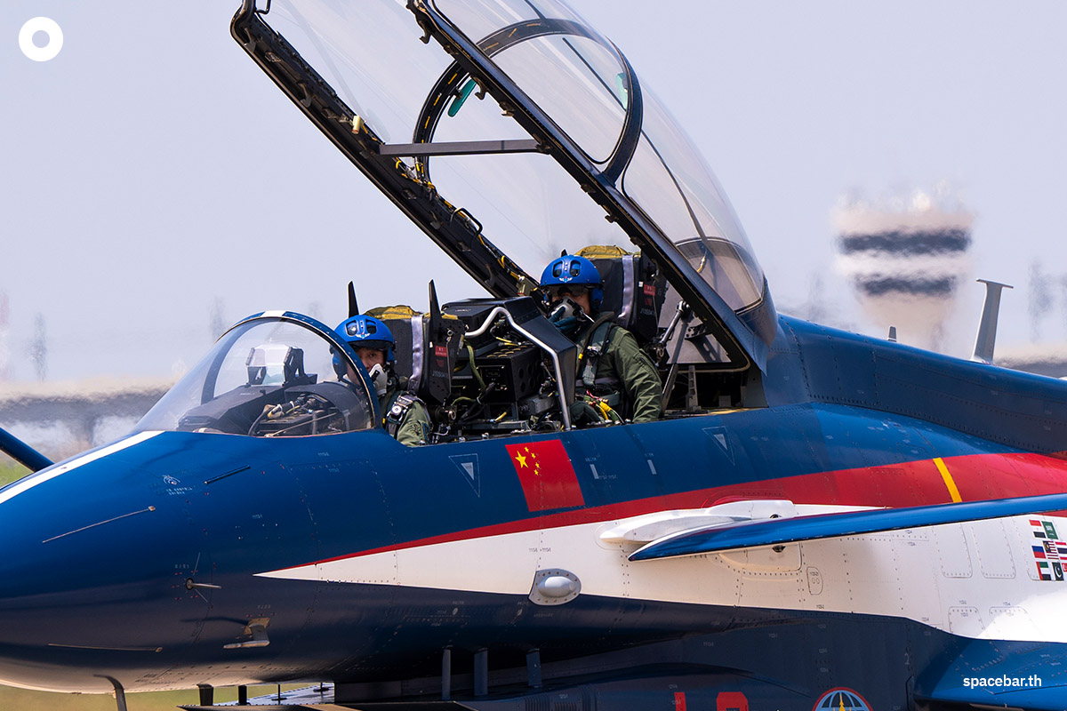Airshow_Thai_Air_Force_2_SPACEBAR_Photo18_1bb0c02f75.jpg