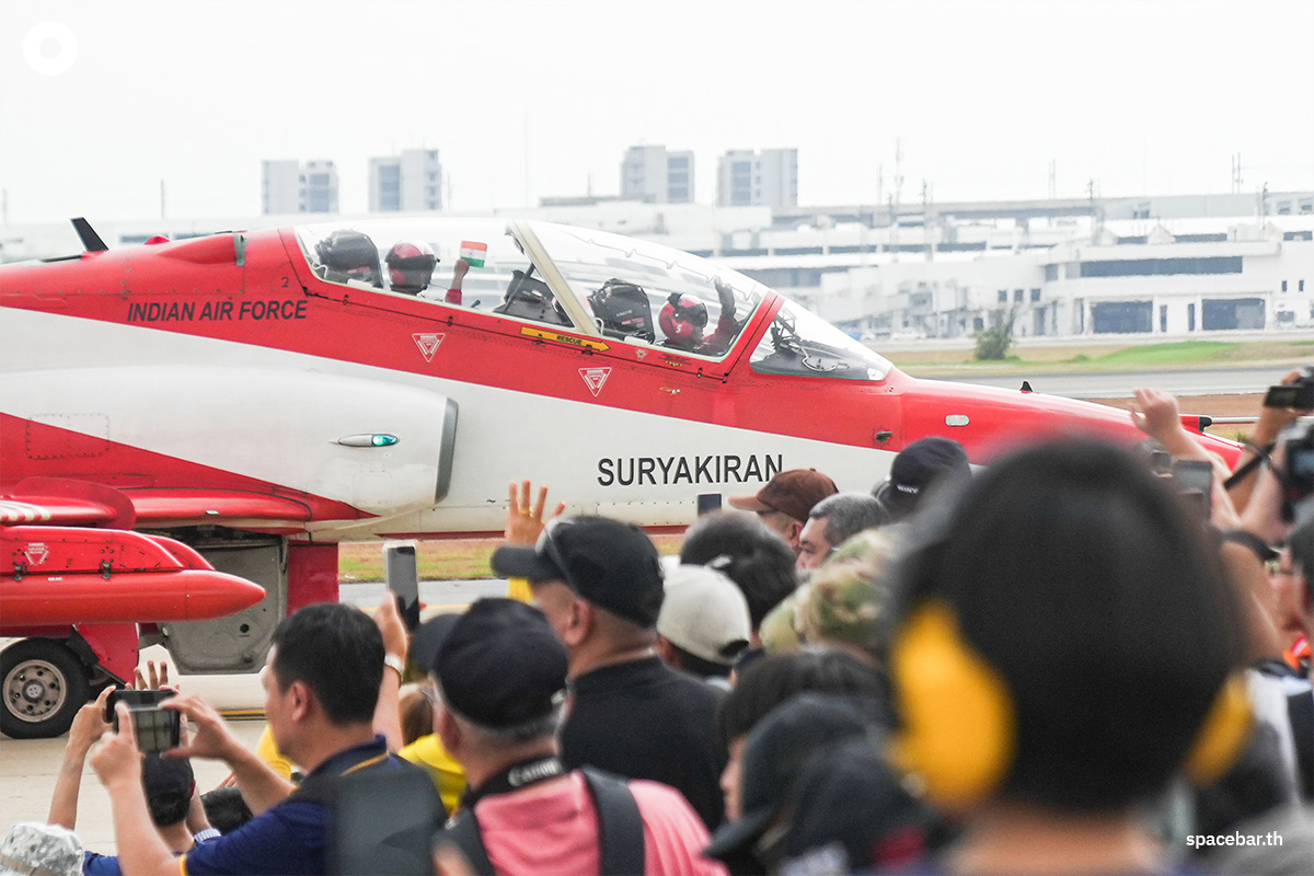 Airshow_Thai_Air_Force_J10_F35_Gripen_SPACEBAR_Photo11_ddb50a3368.jpg