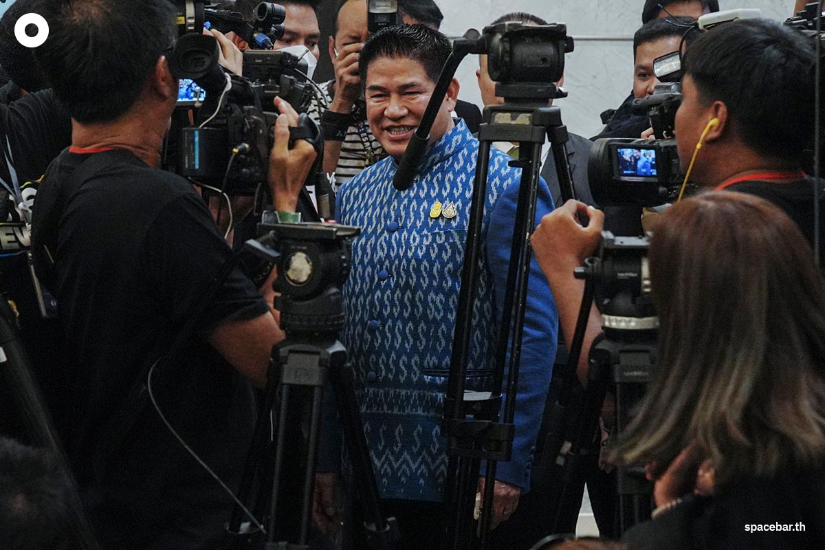 Director_General_of_the_Rice_Department_interview_Srisuwan_SPACEBAR_Photo05_40ddbdf971.jpg