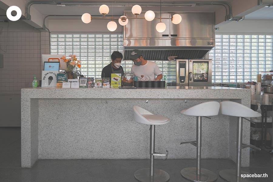 Lay_Low_minimal_cafe_prachachuen_SPACEBAR_Photo09_8d20294d1c.jpeg
