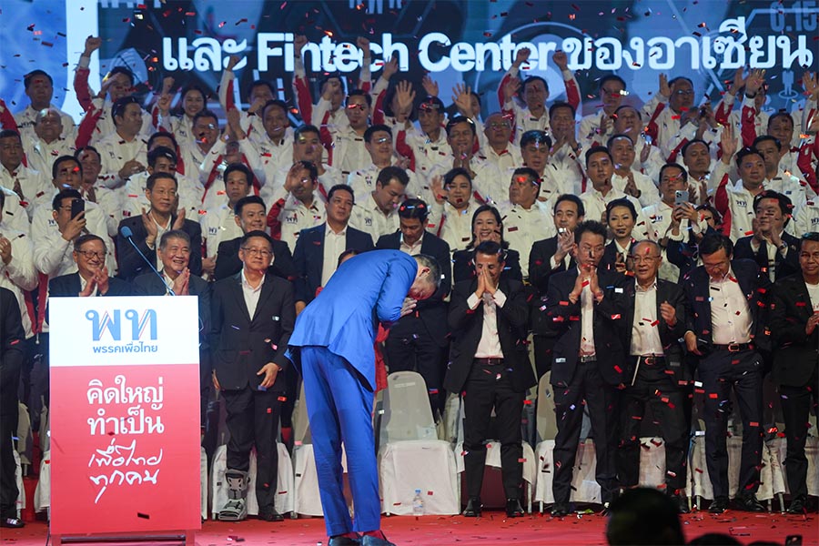 Pheu_Thai_Party_launches_400_M_Ps_SPACEBAR_Photo02_d04478f0e7.jpeg