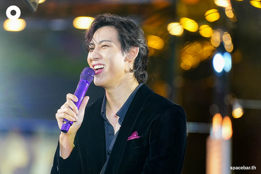 Photostory_BAMBAM_YSL_Beauty_parq_paragon_2023_SPACEBAR_Photo03_dee3f8b5b1.jpeg