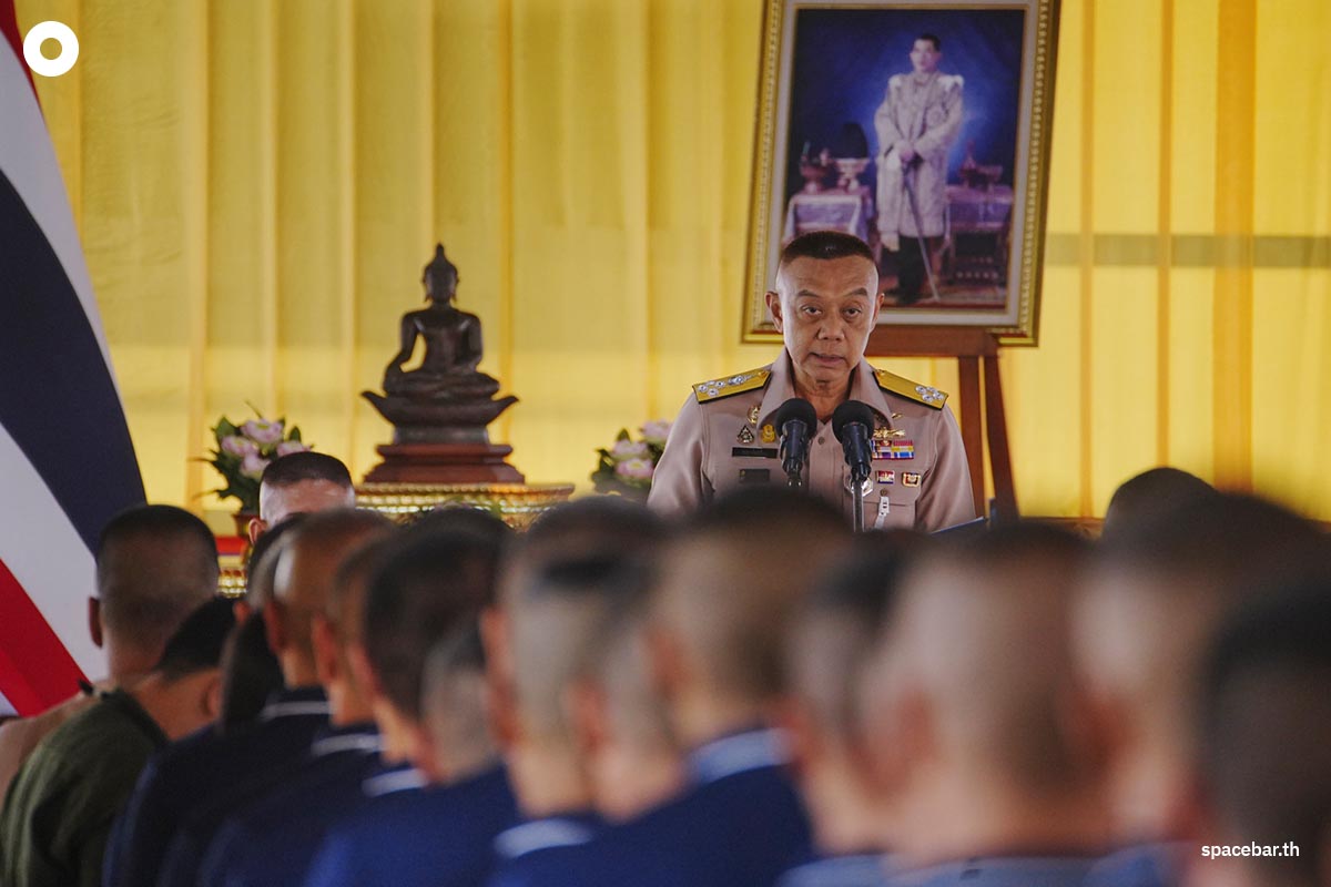 Royal_Thai_Navy_Grand_Royal_Barge_Procession_SPACEBAR_Photo02_04892ec70d.jpg