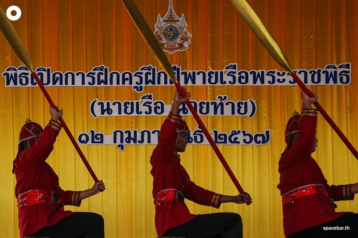 Royal_Thai_Navy_Grand_Royal_Barge_Procession_SPACEBAR_Photo03_35587ebee3.jpg