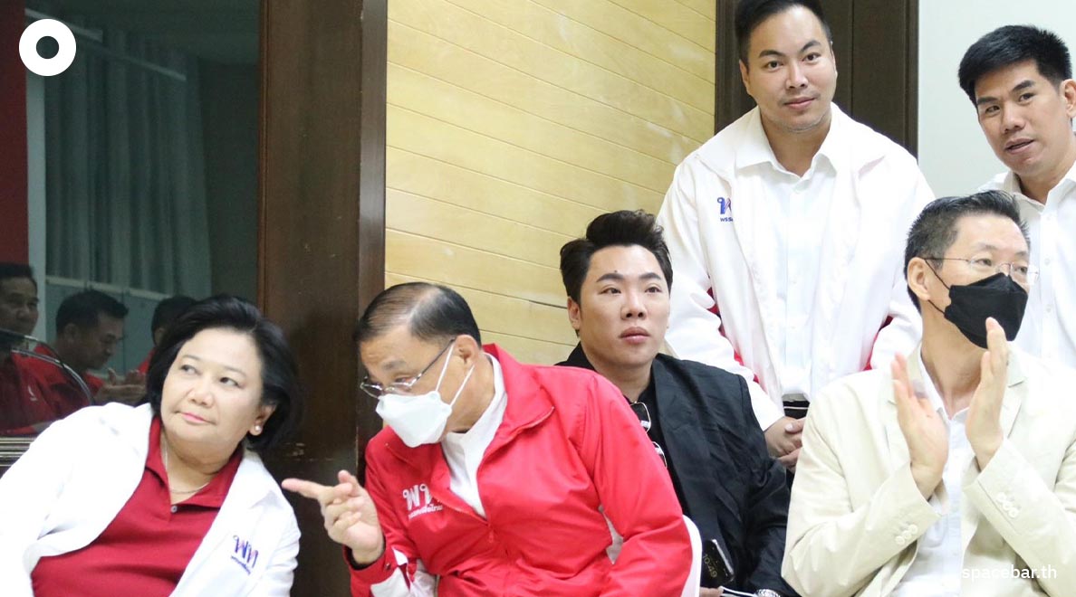Tancharoen_Family_Pheuthai_Party_SPACEBAR_Photo02_2b016e65ac.jpeg