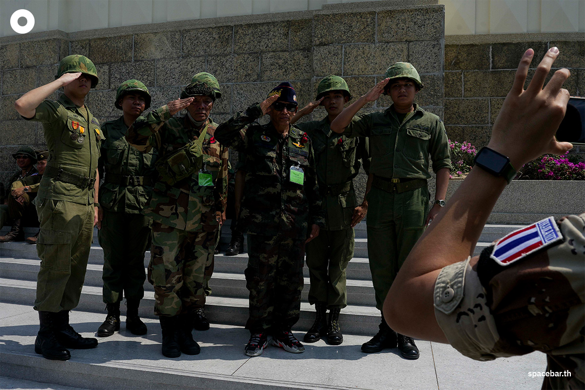 Thai_Veterans_Day_SPACEBAR_Photo04_f5be3be048.jpg