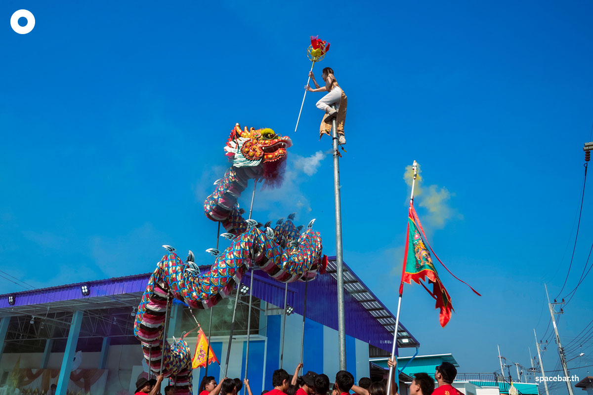 curiosity_dragon_lion_dance_show_SPACEBAR_Photo06_83f6b40fd1.jpg