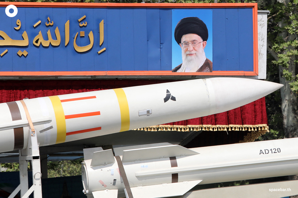 iran_parade_weapons_warns_israel_massive_harsh_response_SPACEBAR_Photo01_4cfa2ed380.jpg
