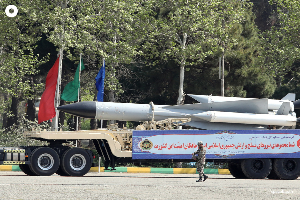 iran_parade_weapons_warns_israel_massive_harsh_response_SPACEBAR_Photo03_c363890eeb.jpg