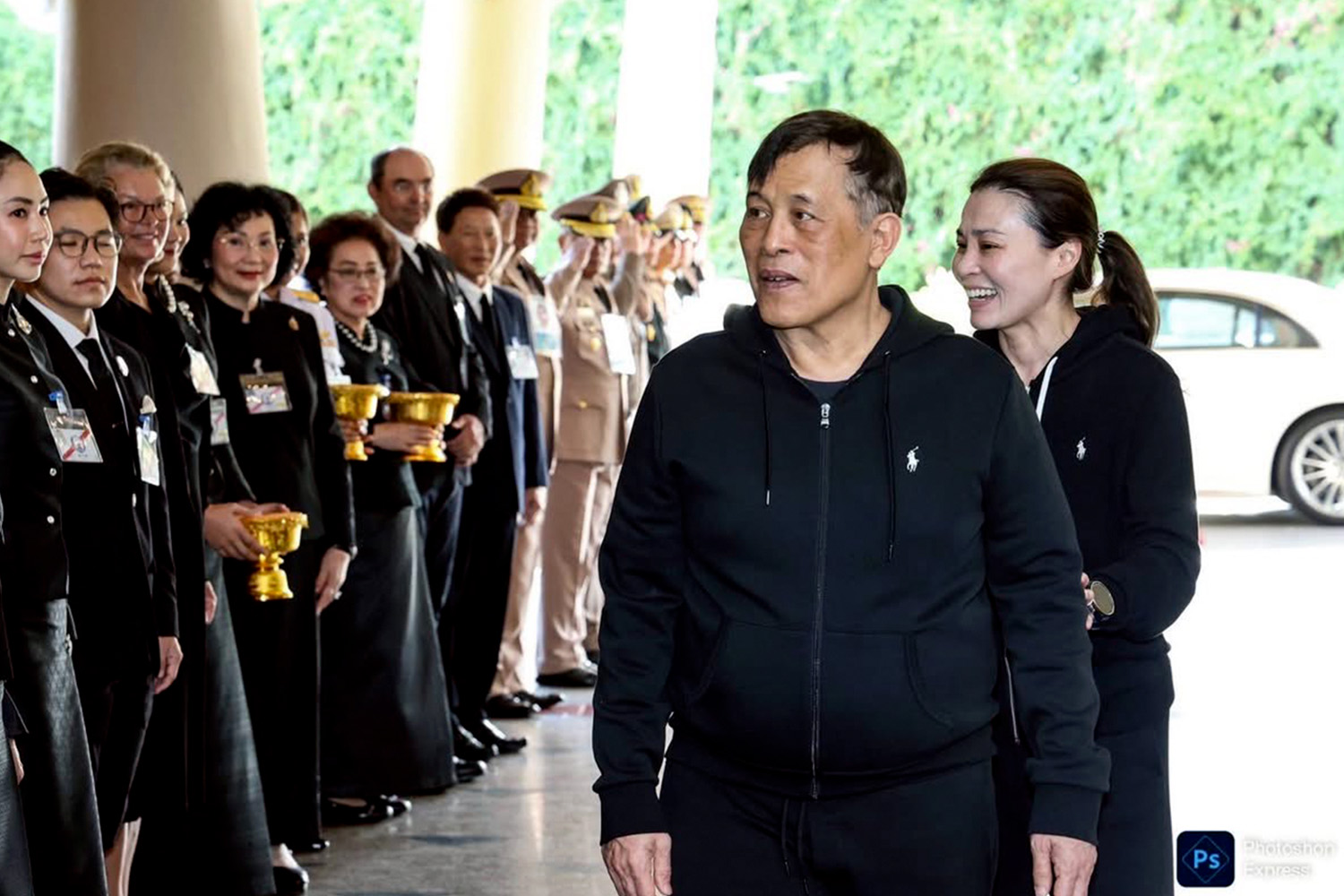 PhotoStory-‘พระบาทสมเด็จพระเจ้าอยู่หัว’ เสด็จฯ ไปส่ง ‘สมเด็จพระนางเจ้าฯ พระบรมราชินี’ เข้าร่วมการแข่งขันเรือใบนานาชาติ ชิงถ้วยพระราชทาน ‘ภูเก็ตคิงส์คัพรีกัตต้า’ ครั้งที่ 37 ประจำปี 2568 ณ จ.ภูเก็ต