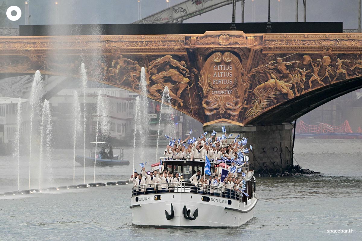 olympics_paris_games_2024_opening_ceremony_SPACEBAR_Photo10_e26db42b6c.jpg
