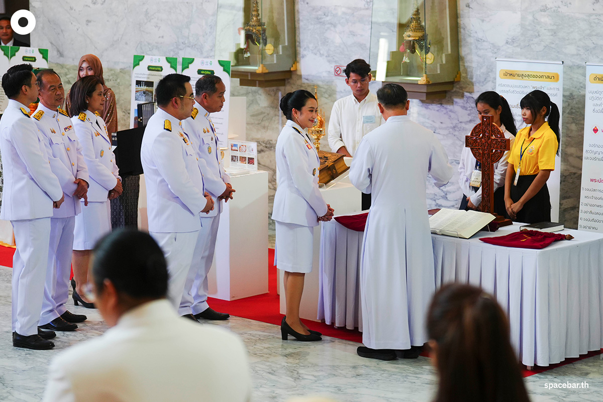 PhotoStory-บรรยากาศพิธีทางศาสนามหามงคล 5 ศาสนา เฉลิมพระเกียรติฯ