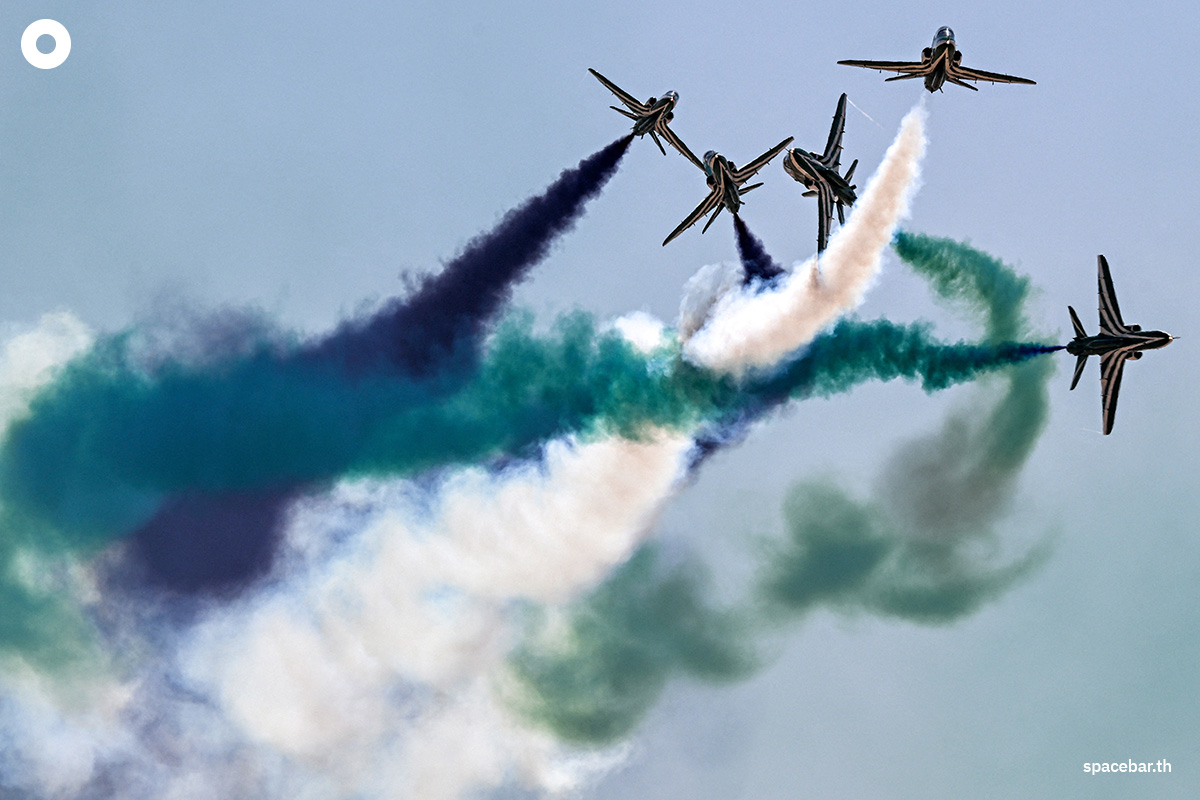 photo_story_first_egypt_international_air_show_SPACEBAR_Photo01_a13bd6e946.jpg
