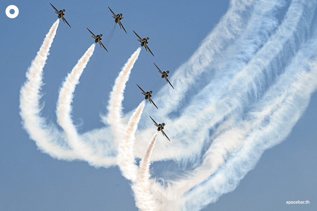 photo_story_first_egypt_international_air_show_SPACEBAR_Photo06_57ea270975.jpg