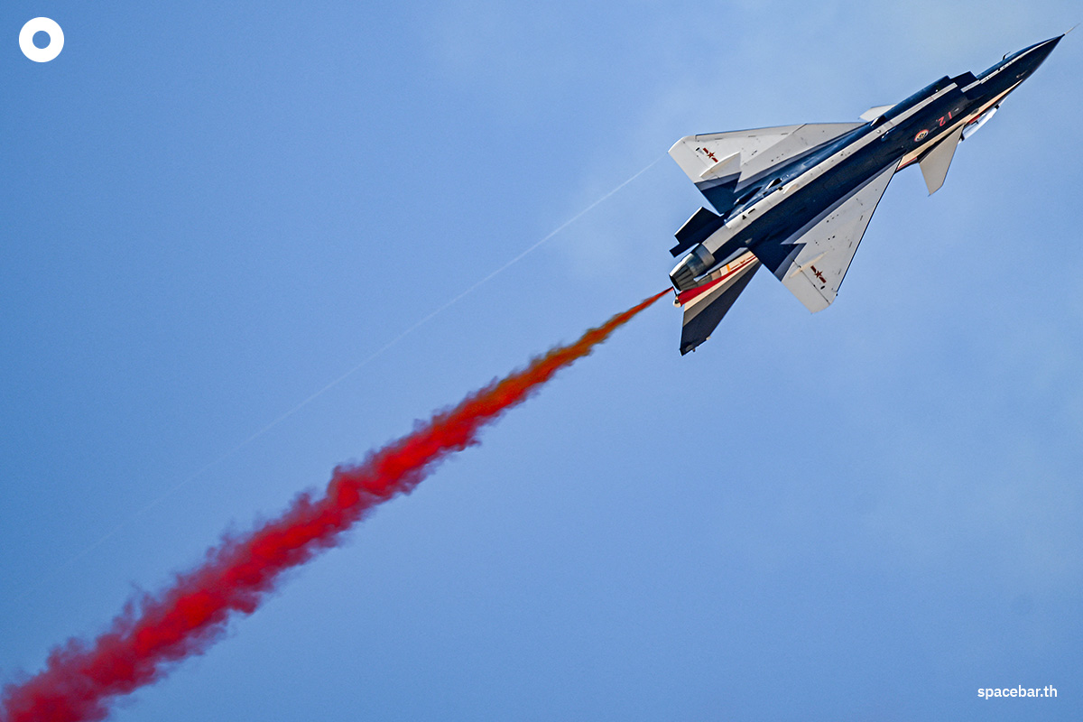 photo_story_first_egypt_international_air_show_SPACEBAR_Photo09_43d24c69bd.jpg