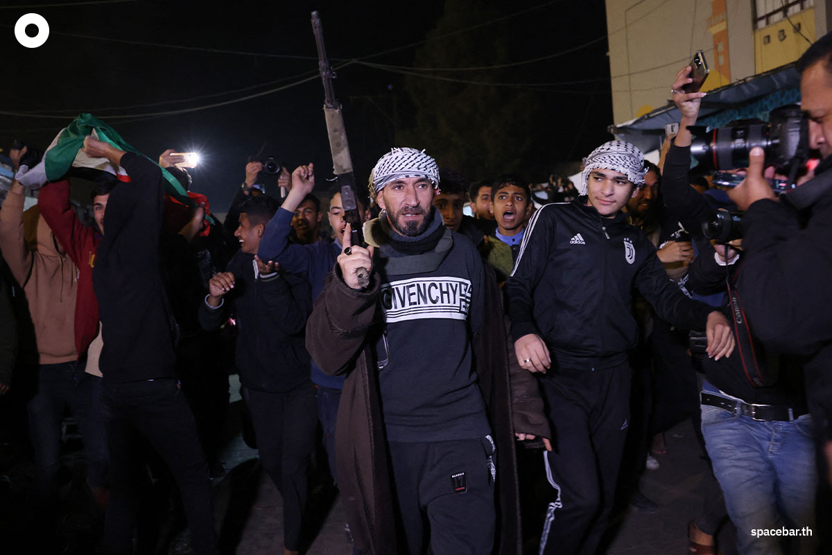 photo_story_israel_hamas_deal_gaza_ceasefire_hostage_release_SPACEBAR_Photo02_1_c91b0a7f10.jpg