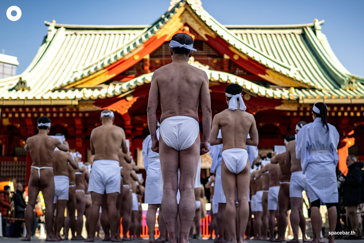 photo_story_japan_shinto_cold_water_bath_SPACEBAR_Photo06_04e86c4df8.jpg