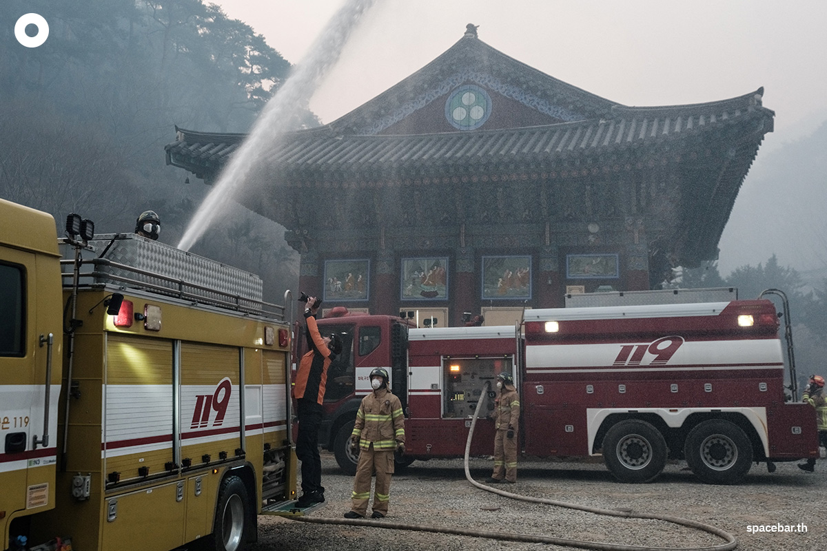 photo_story_south_korea_largest_wildfires_in_history_SPACEBAR_Photo09_5a5662c449.jpg