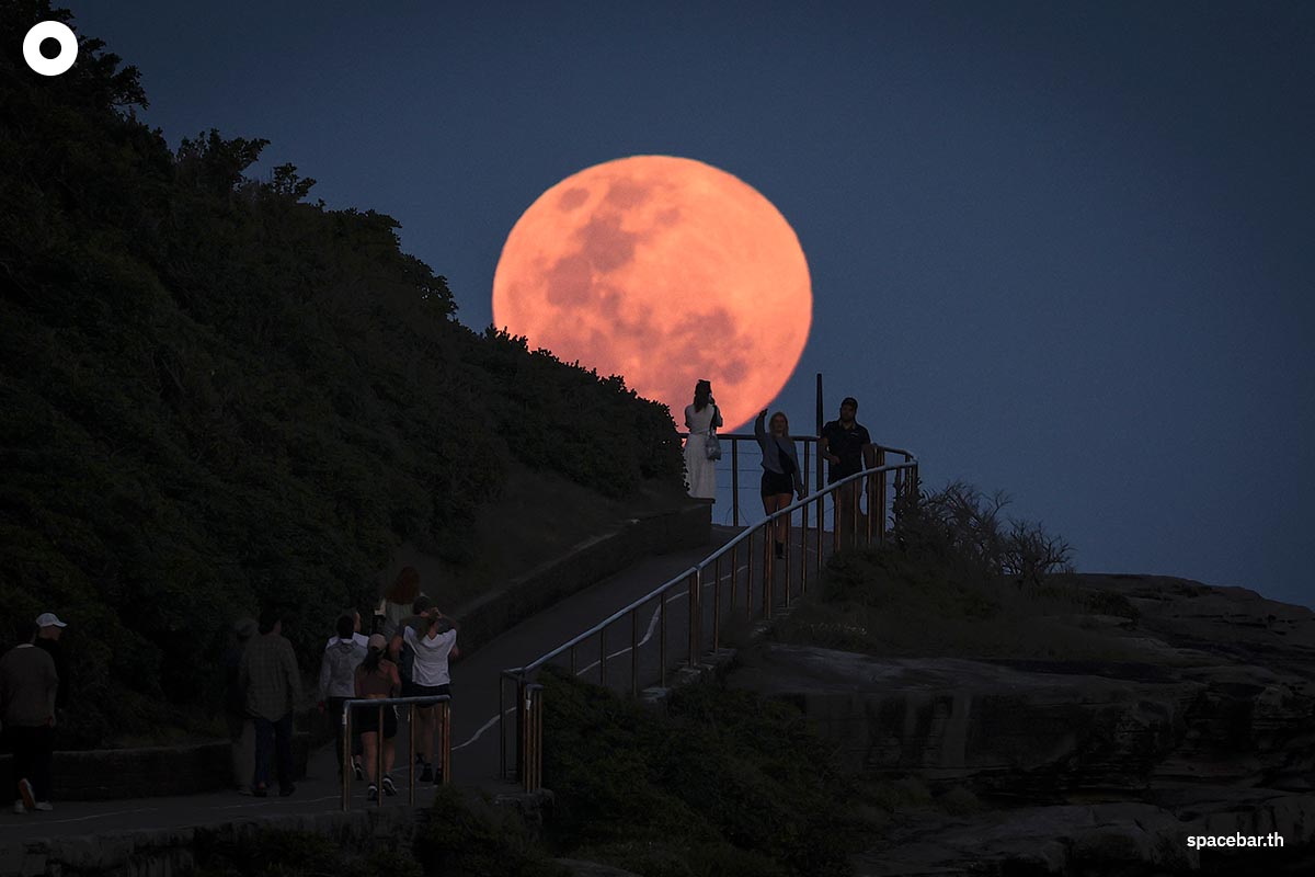 photo_story_super_full_moon_around_the_world_SPACEBAR_Photo07_273f6af3c3.jpg