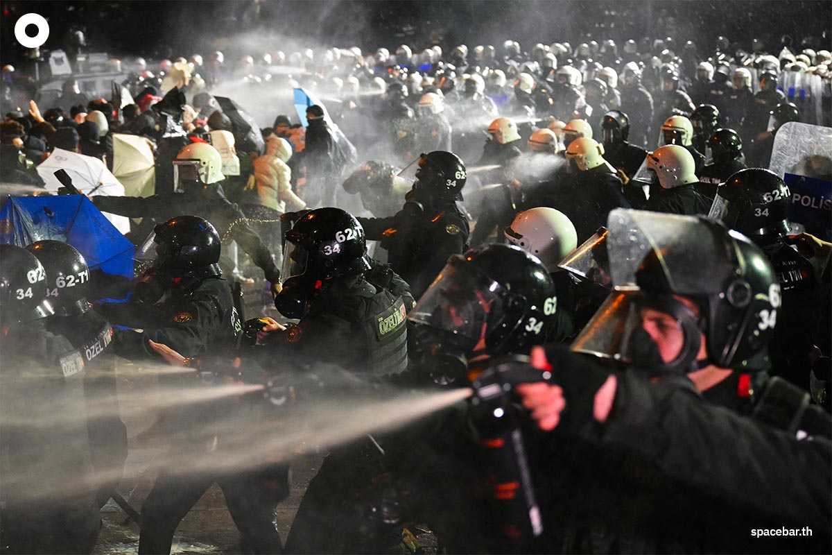 photo_story_turkey_politics_opposition_demo_SPACEBAR_Photo07_6187e29df1.jpg